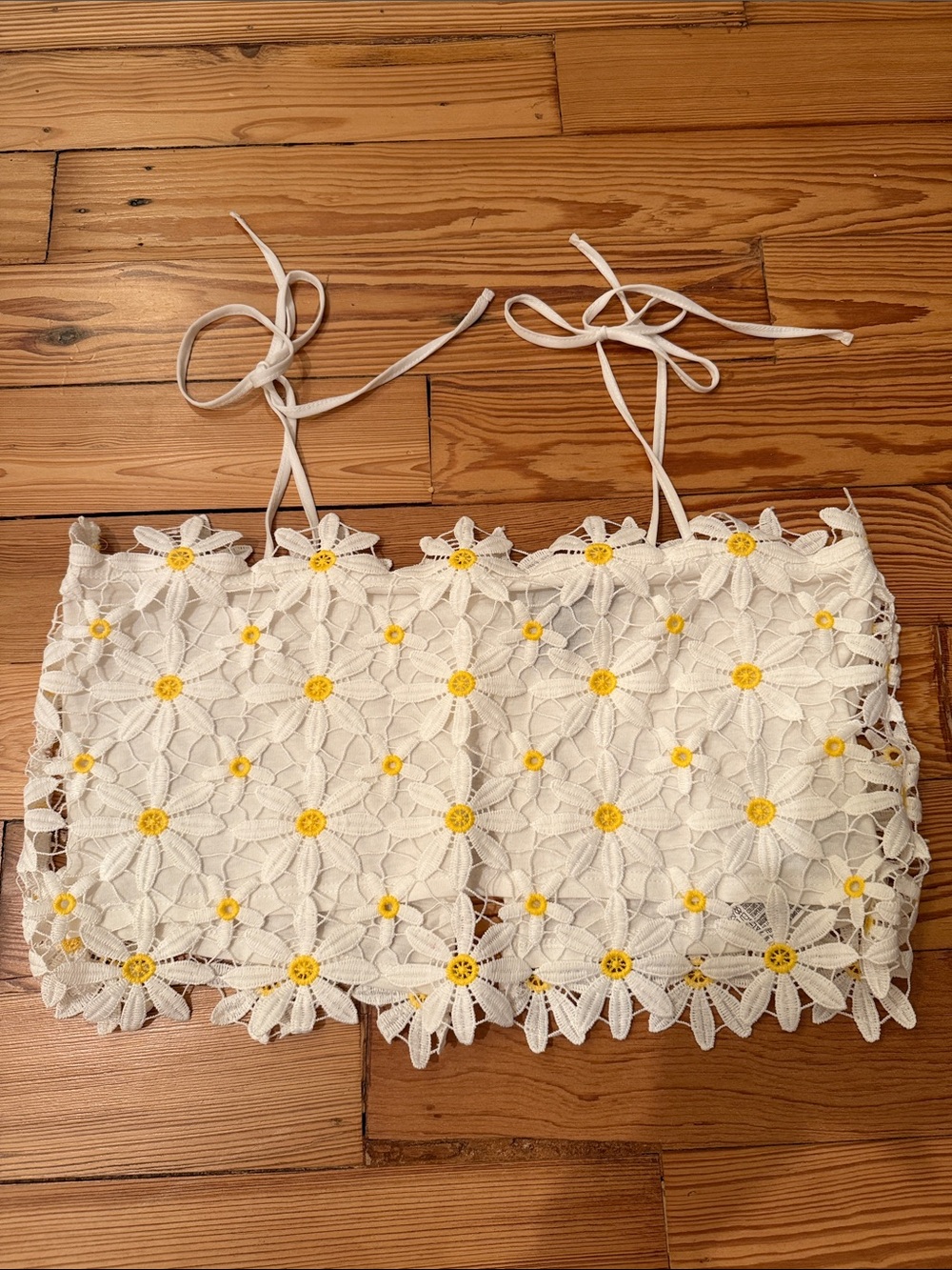 Forever 21 White Crochet Daisy Tie-Shoulder Crop Top with Yellow Centers